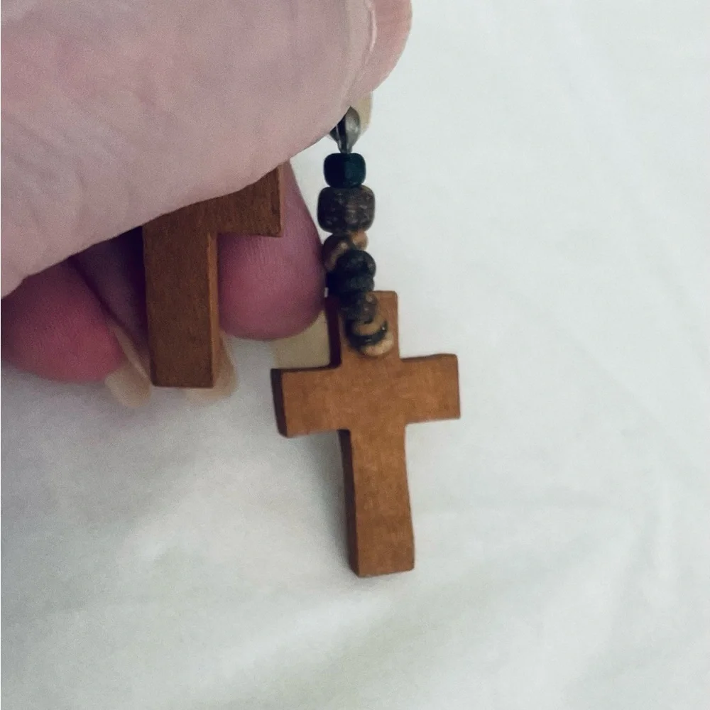 Cross Earrings Wood With Beads Fishhook/Shepherds Hook NWT Brown 2.75 inch drop - Picture 3 of 7